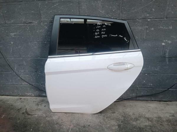 PORTE ARRIERE GAUCHE FORD  - Vue 7